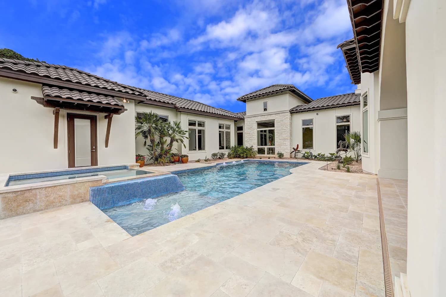 Cityview Pools build: courtyard pool & spa